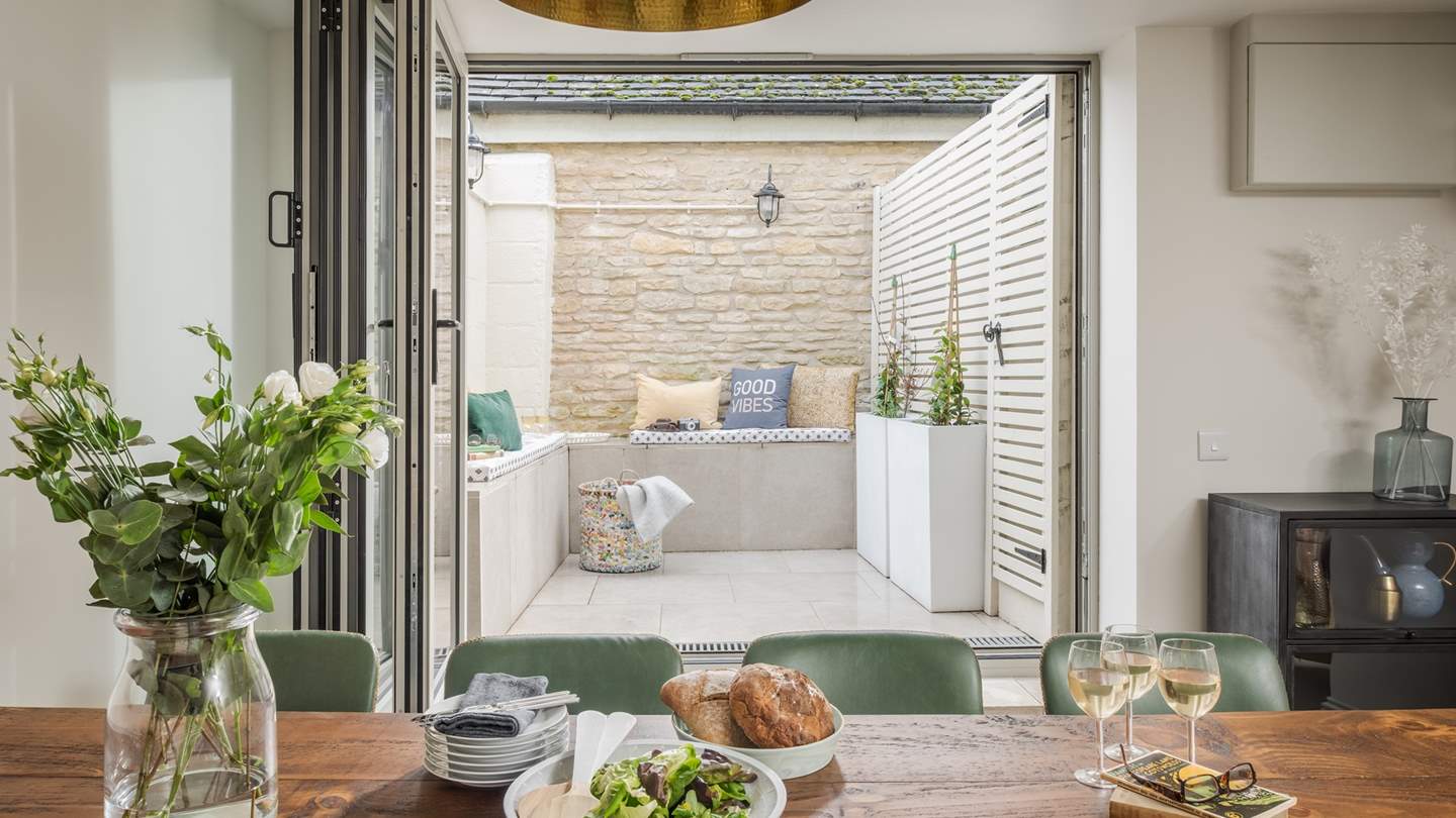 Enjoy boutique luxury at Earby House Near StowontheWold.