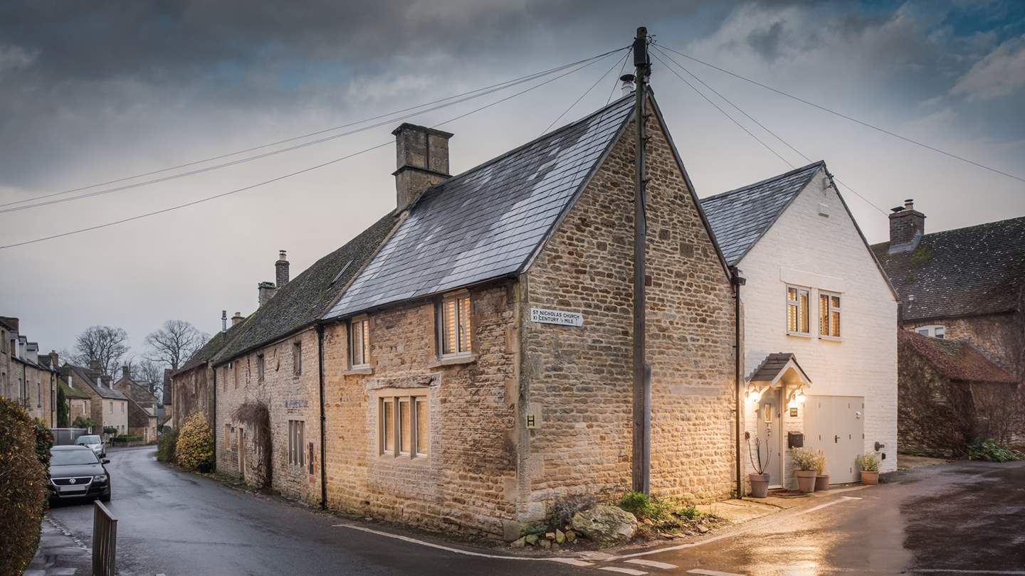 Enjoy boutique luxury at Earby House Near StowontheWold.