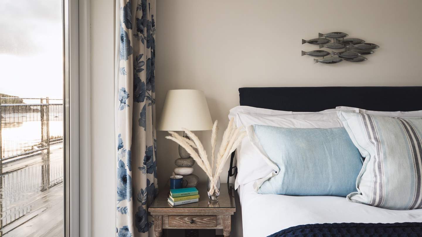 Fall asleep to the sound of the waves - the ultimate seaside experience