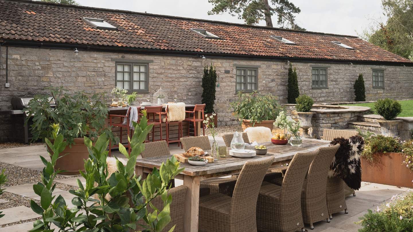 Savour alfresco meals with your nearest and dearest 