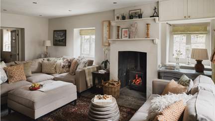 This sitting room is oh-so-cosy