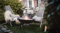There’s also a firepit with Nordic-style seats, the ideal spot for watching the stars whilst toasting marshmallows