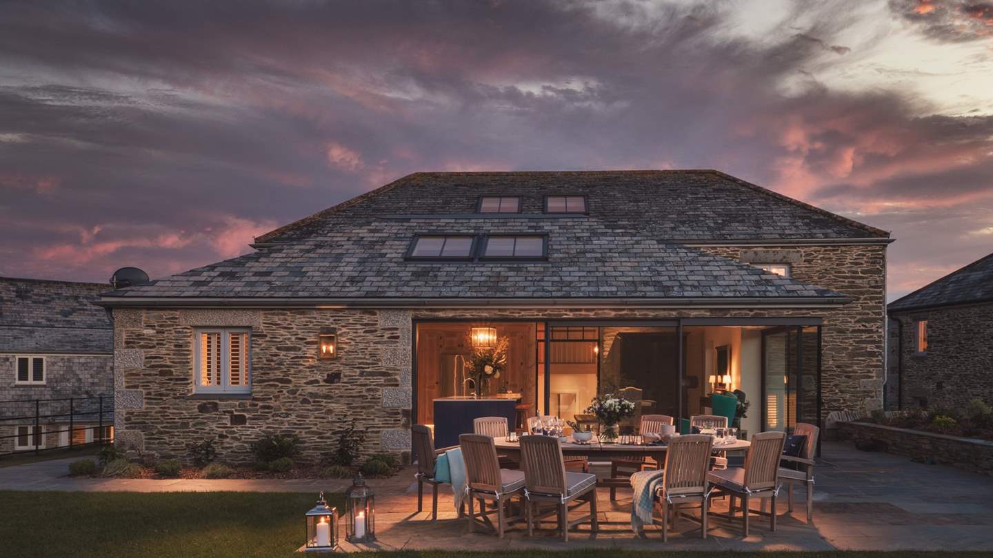 As the sun sets over The Granary, watch the ever-changing sky as you enjoy your alfresco feast