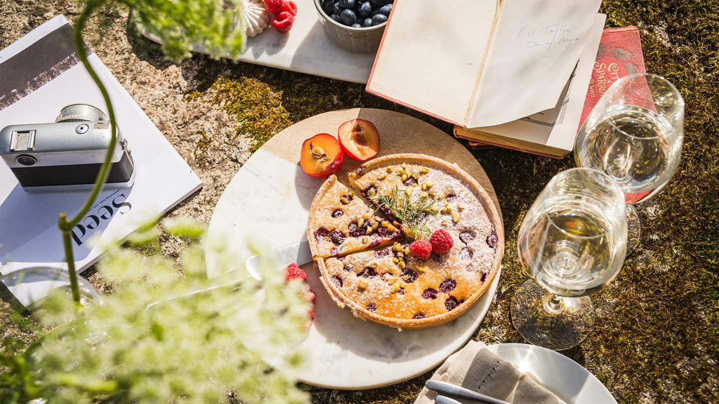 Is there anything nicer than eating outside on a hot summers day?