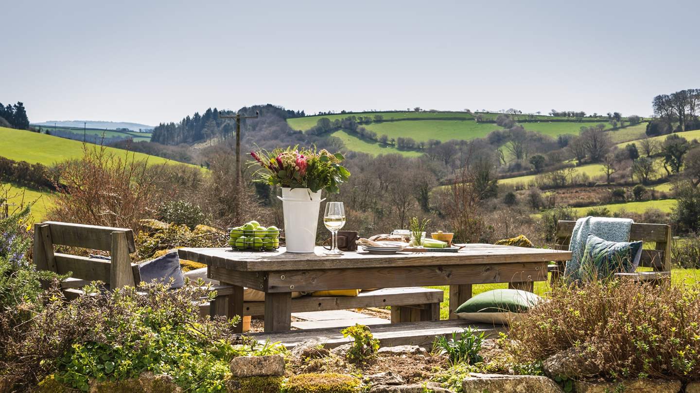 A gorgeously sunny spot for lunch or breakfast