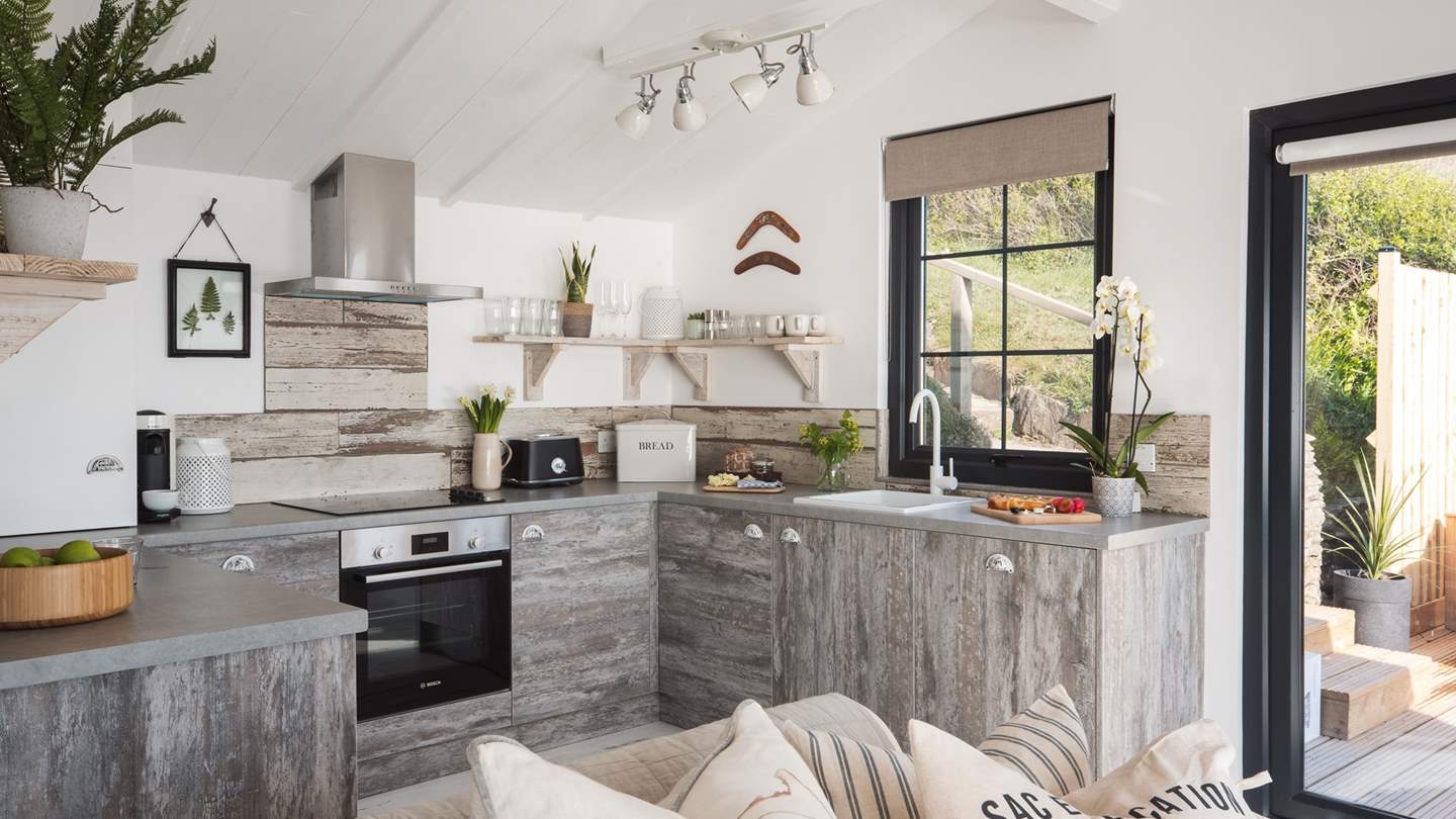 The kitchen has everything you could possibly need to rustle up romantic feasts