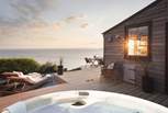 Uncover the dreamiest hot tub moments looking out over the horizon at Esperance...