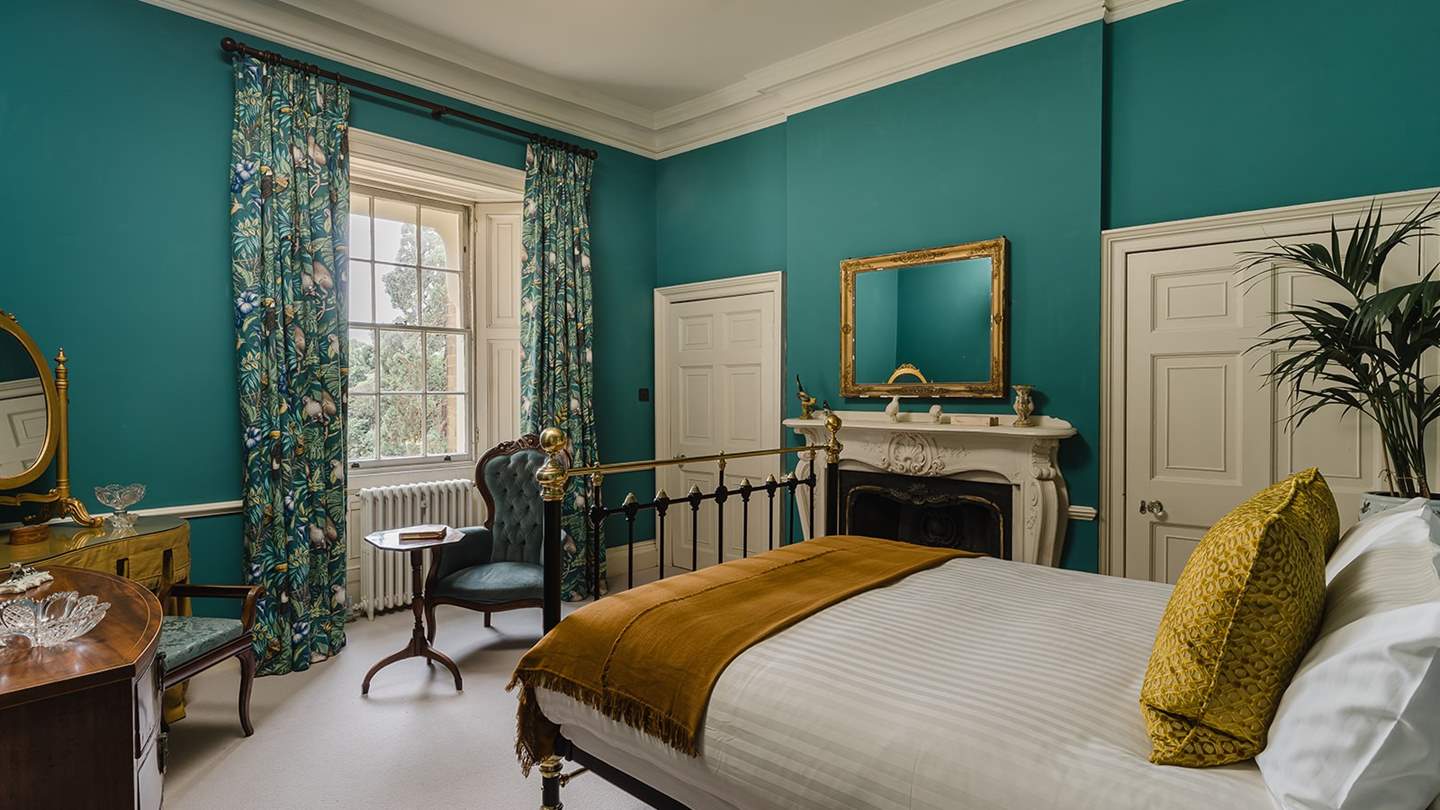 'William' has a touch of glamour and comes complete with a huge bathroom with bath