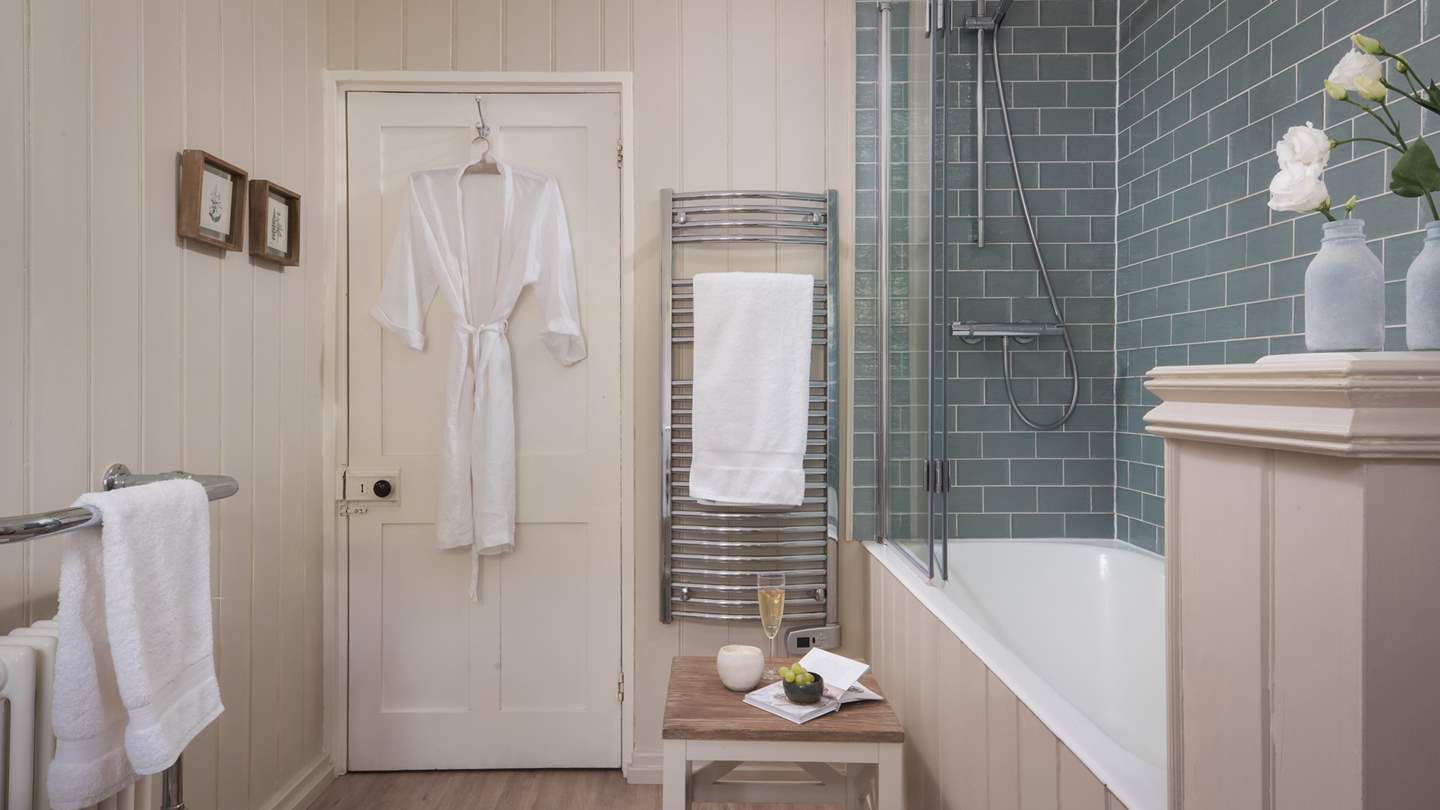 The overhead shower is splendid for a refreshing wake up...