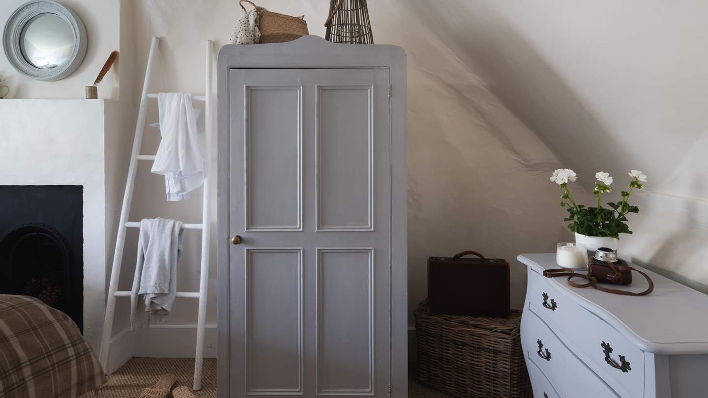 With a wardrobe and chest of drawers, there's plenty of room to stow belongings