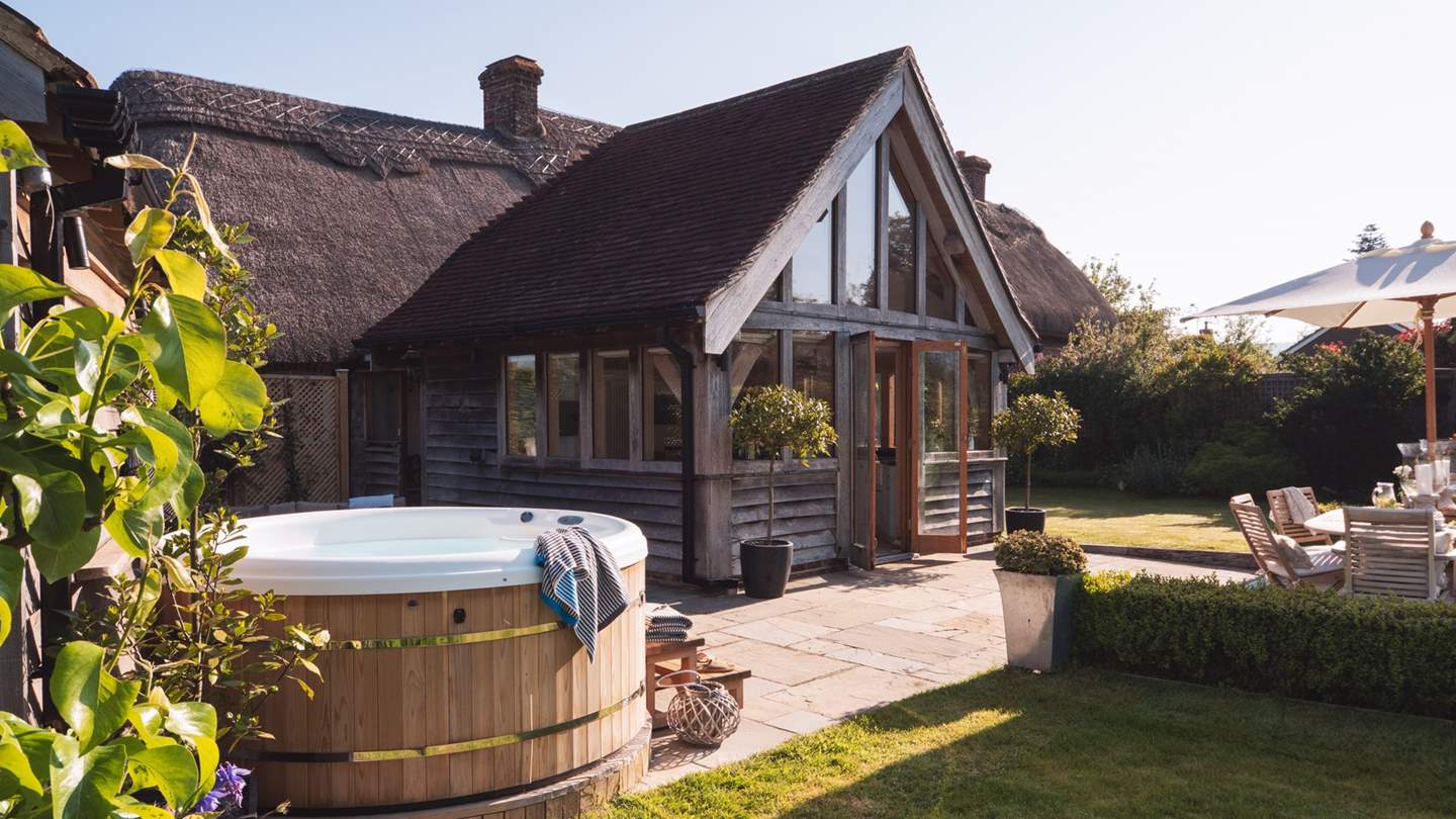 Uncover our darling thatched abode, Fiddlesticks...