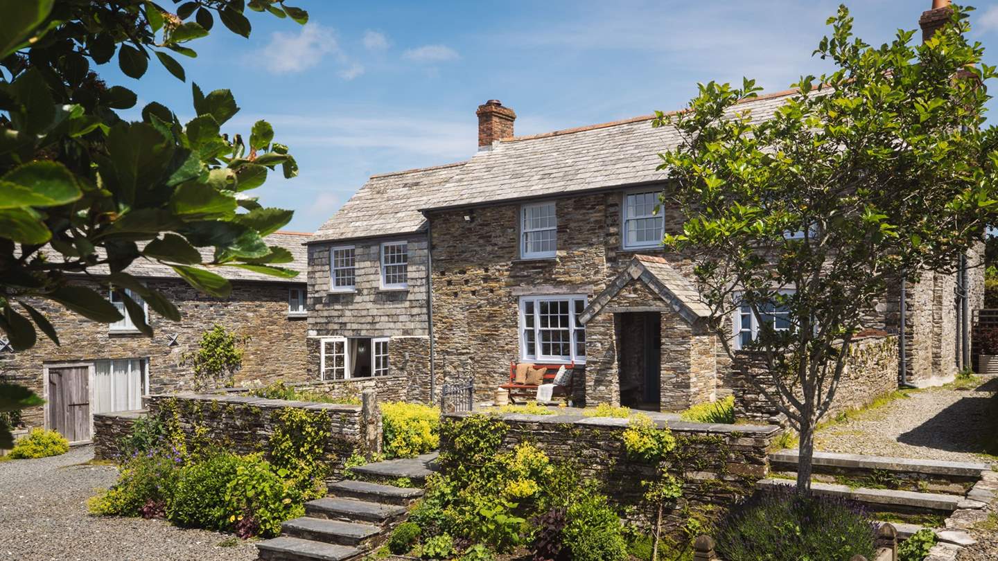 Sitting on a larger estate, this is a delightful homestay for ten lucky people