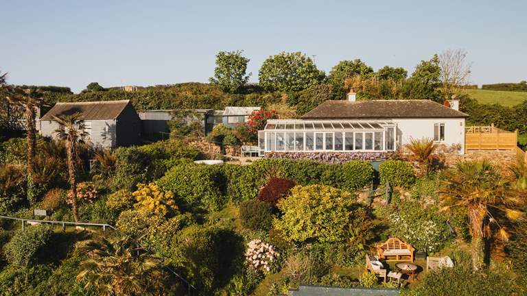 First Light - Sleeps 6 + cot - Mousehole