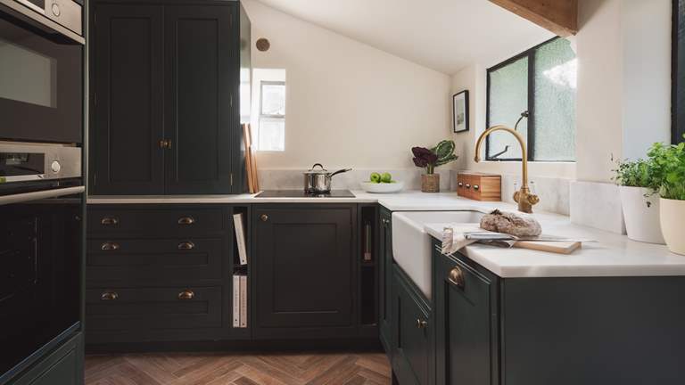 Rose Lodge - Sleeps 2 + cot - Perranarworthal