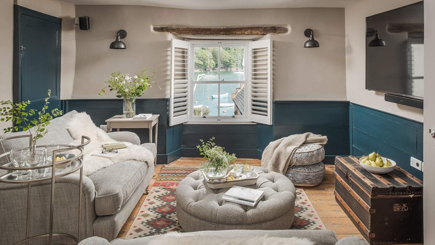 Introducing The Mariner's House, our spectacular waterfront retreat overlooking the River Fowey 