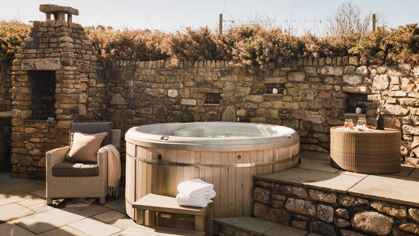 A heavenly hot tub resides at Chy-an-Gargo just made for serene staycation moments 
