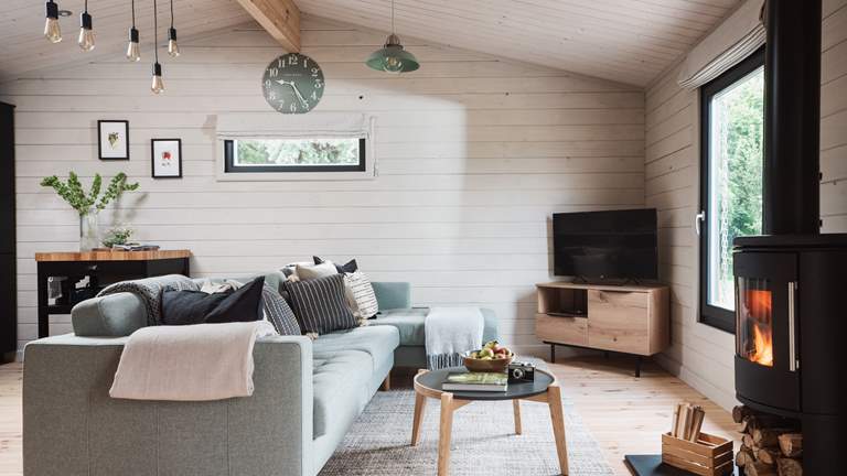 Orchard Lodge - Sleeps 4 + cot - Calne