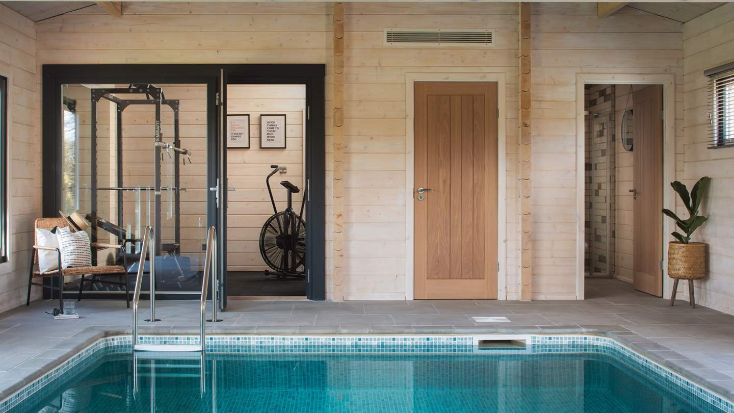 Complete with an indoor gym and shower room, spend stunning staycation moments exploring these wonderful facilities...