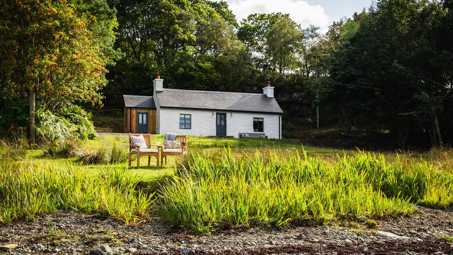Pull up a chair and gaze out over the water...bliss!