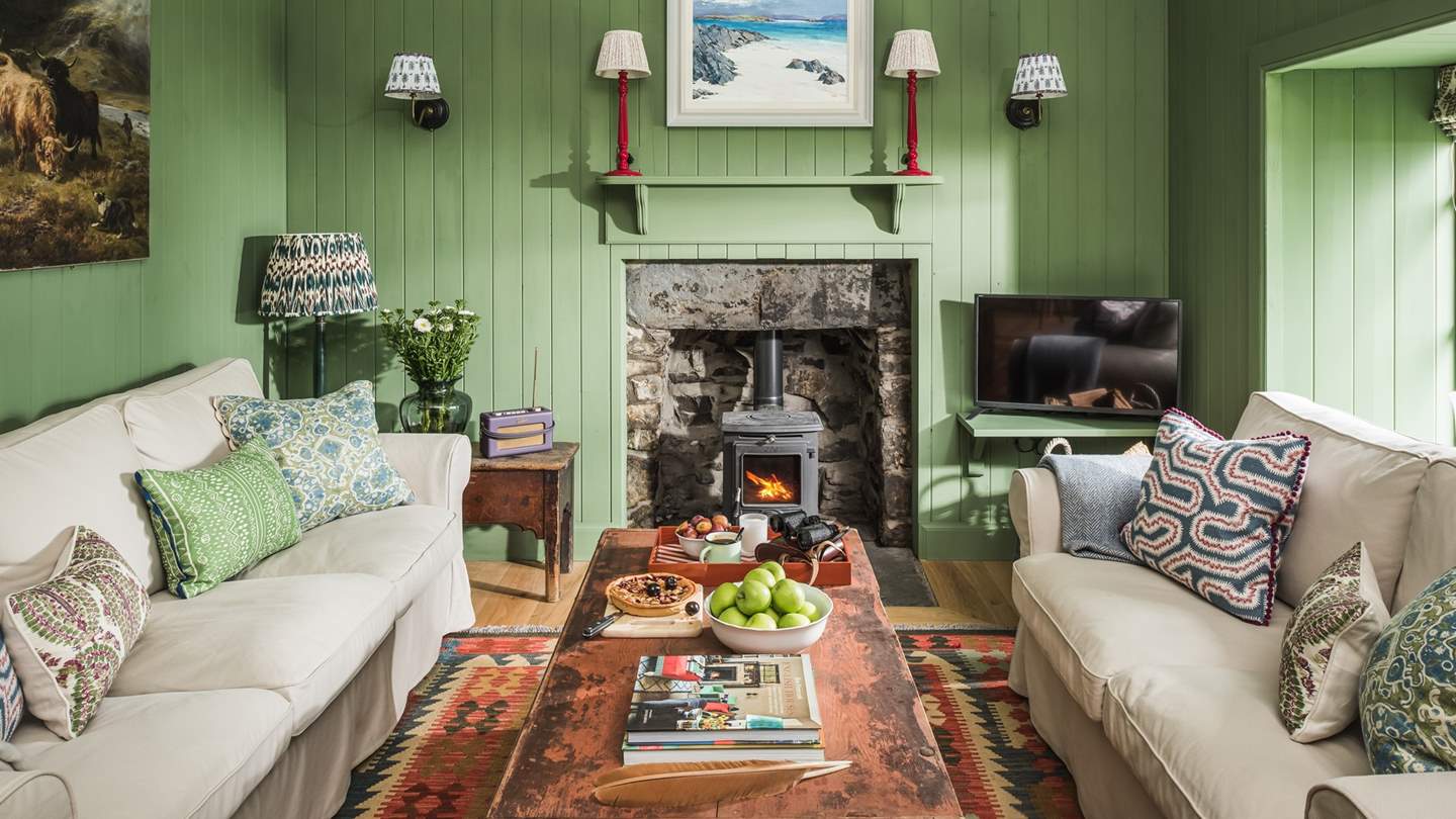 There's plenty of seating for everyone in the cosy sitting area