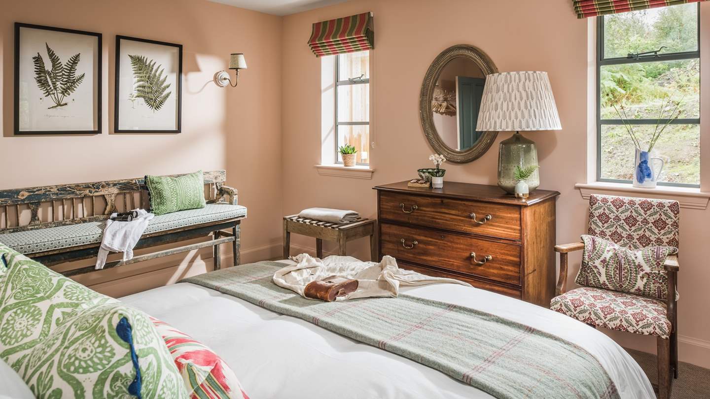 The beautiful bedrooms come complete with vintage furniture...so beautiful