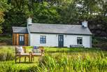 Lovingly restored by its thoughtful owners, Fern Cottage remains true to the aesthetics of traditional Mull homesteads