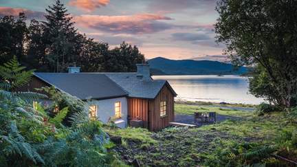 Fern Cottage - Isle of Mull, Sleeps 4 in 2 Bedrooms