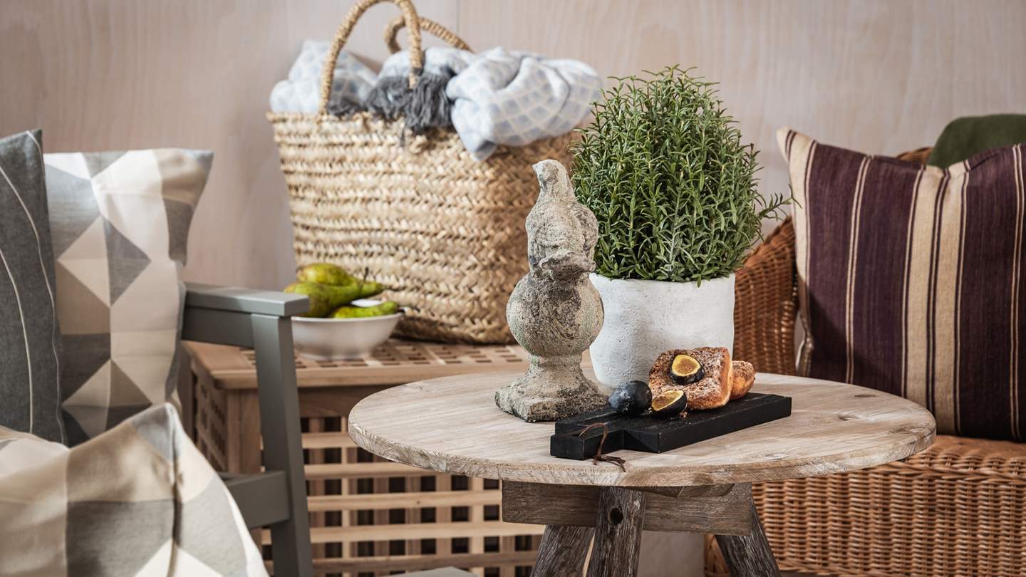 The dreamiest little hideout to hunker down for a cosy picnic...