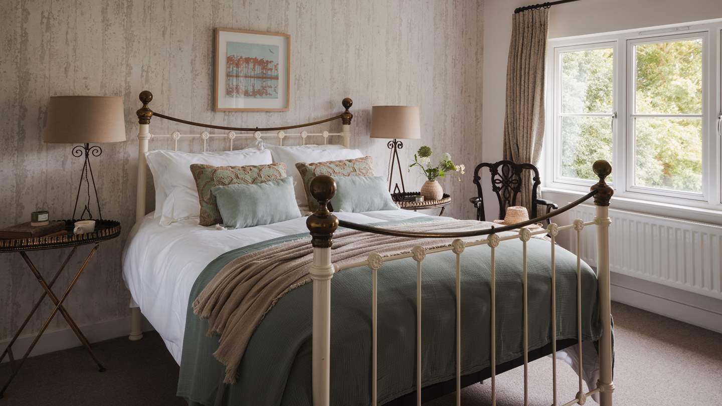 Sumptuous pillows and throws promise blissful slumbers 