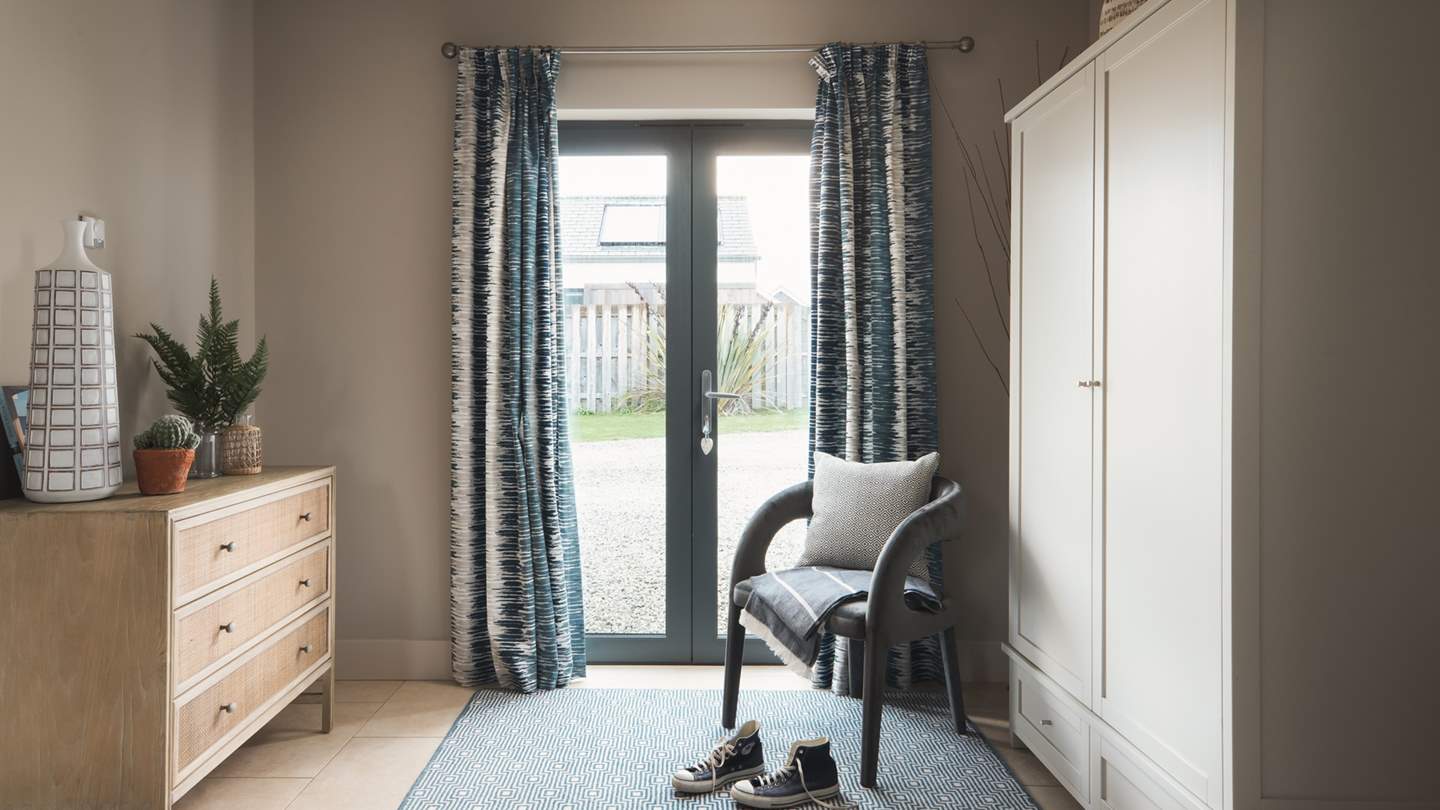 The ground floor is easily accessible, and has access to a wet room for those with limited ability