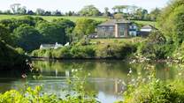With glorious creek and mill pool views, fabulous Froe sits at the tip of the Roseland Peninsula