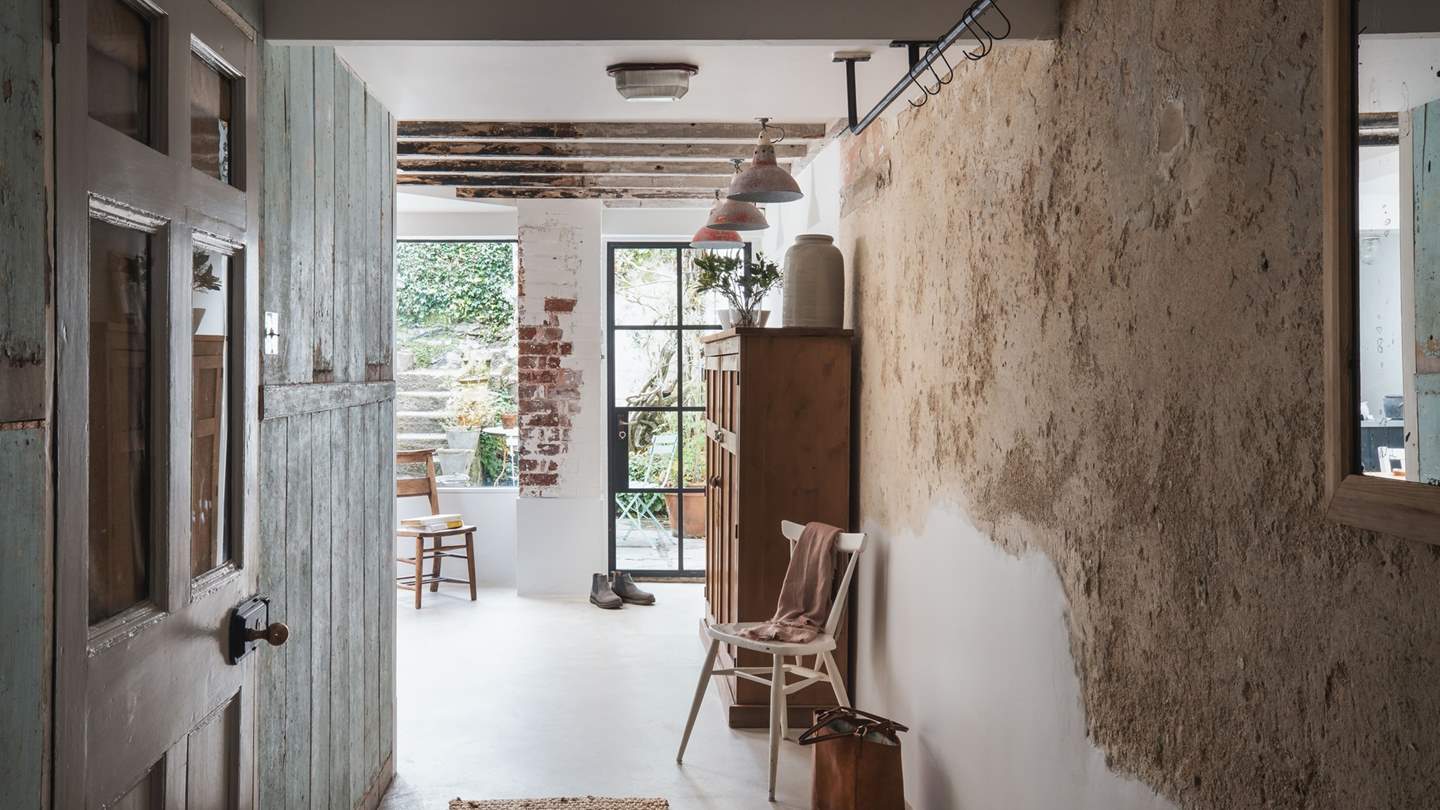 Leading in to the kitchen and dining area - we just love the exposed original wall