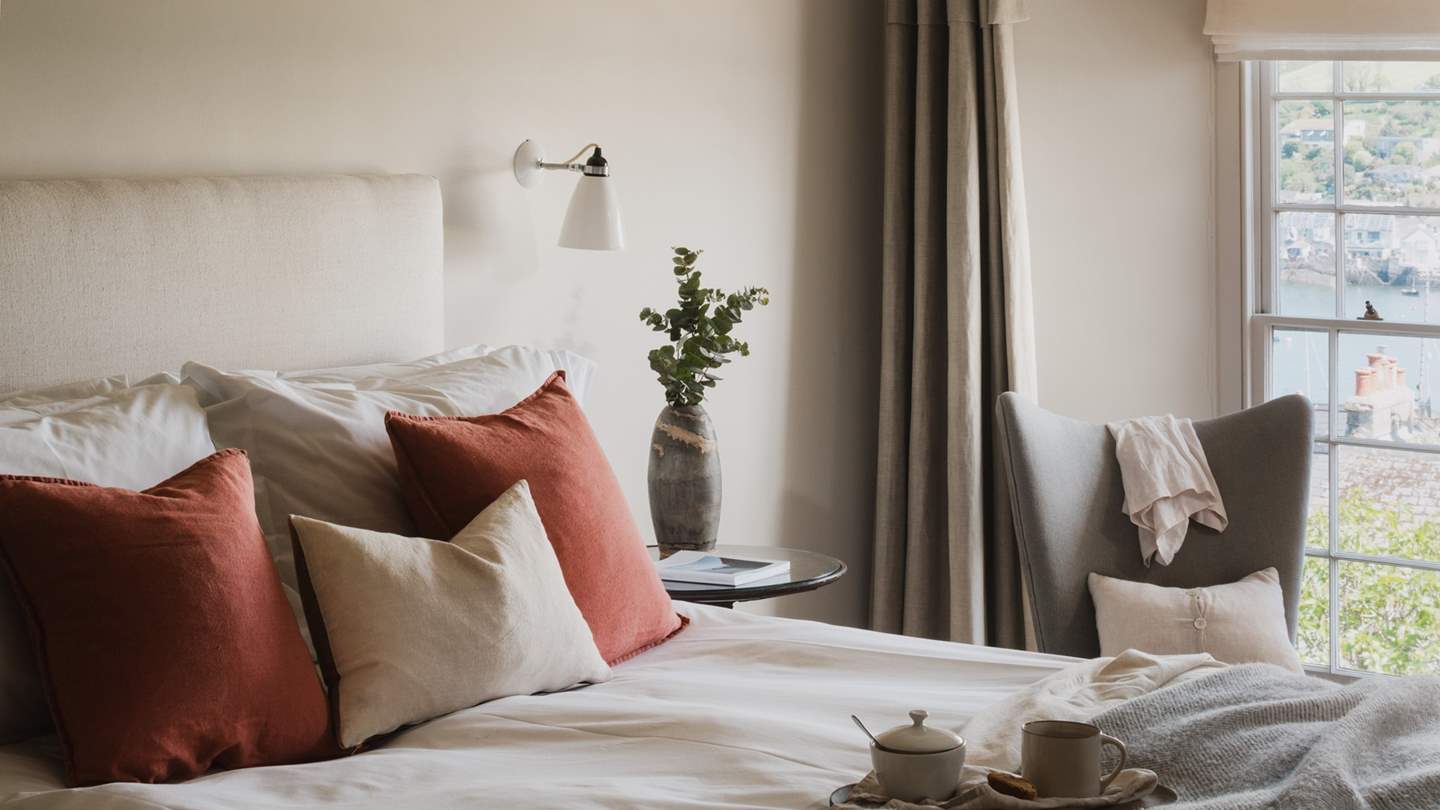 The perfect spot for a long lie in, or an afternoon snooze, with the soft sea breeze drifting through...