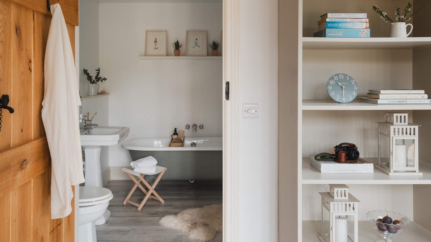 Serene bathtub soaks are firmly on the staycation agenda at The Swallow's Nest...