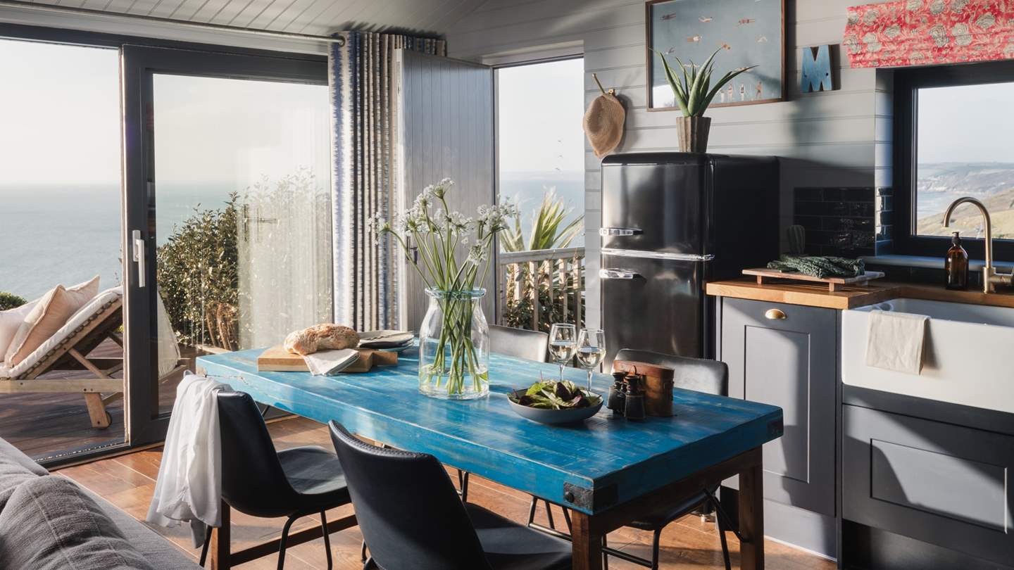 Seaside chic is the name of the game here...