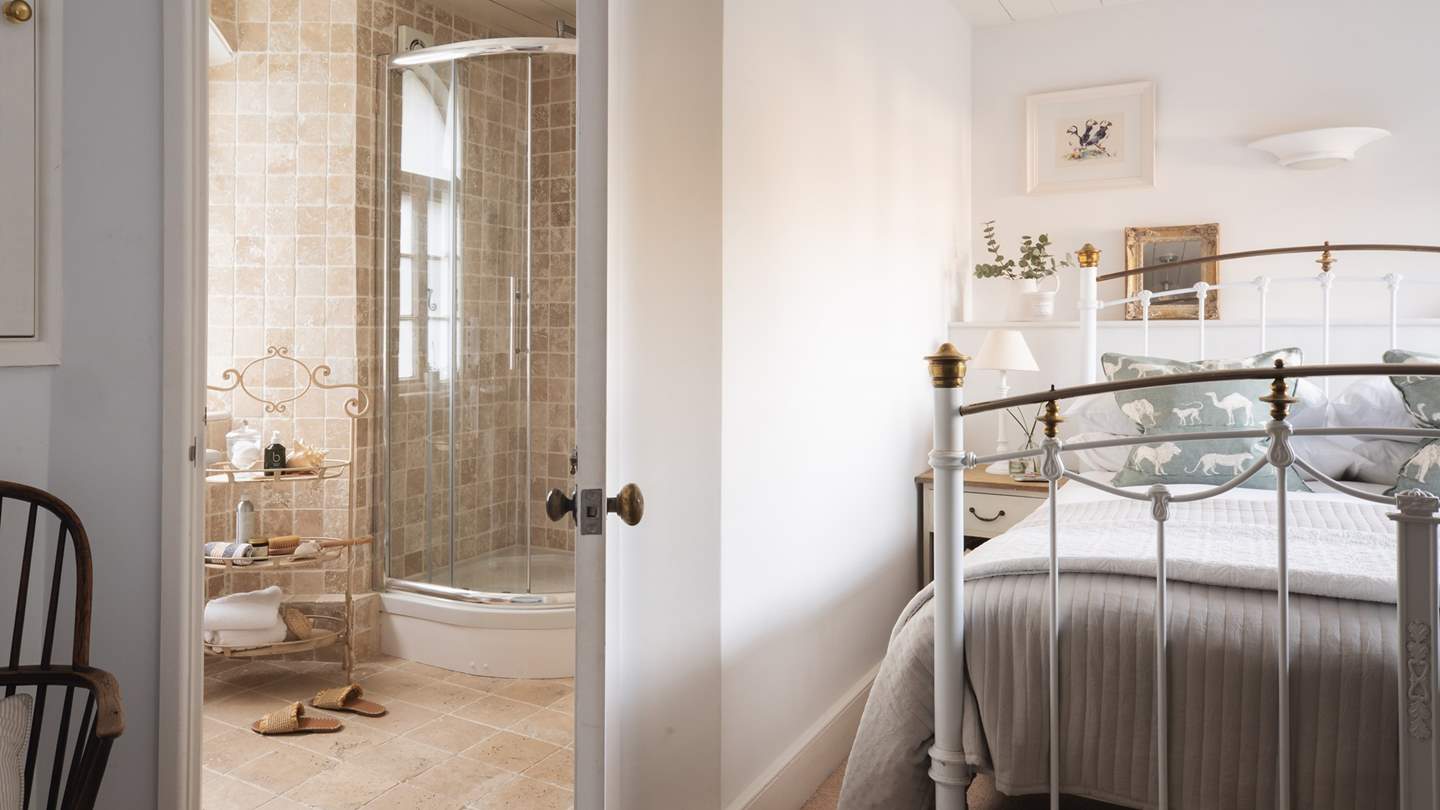 Complete with an en suite shower room 