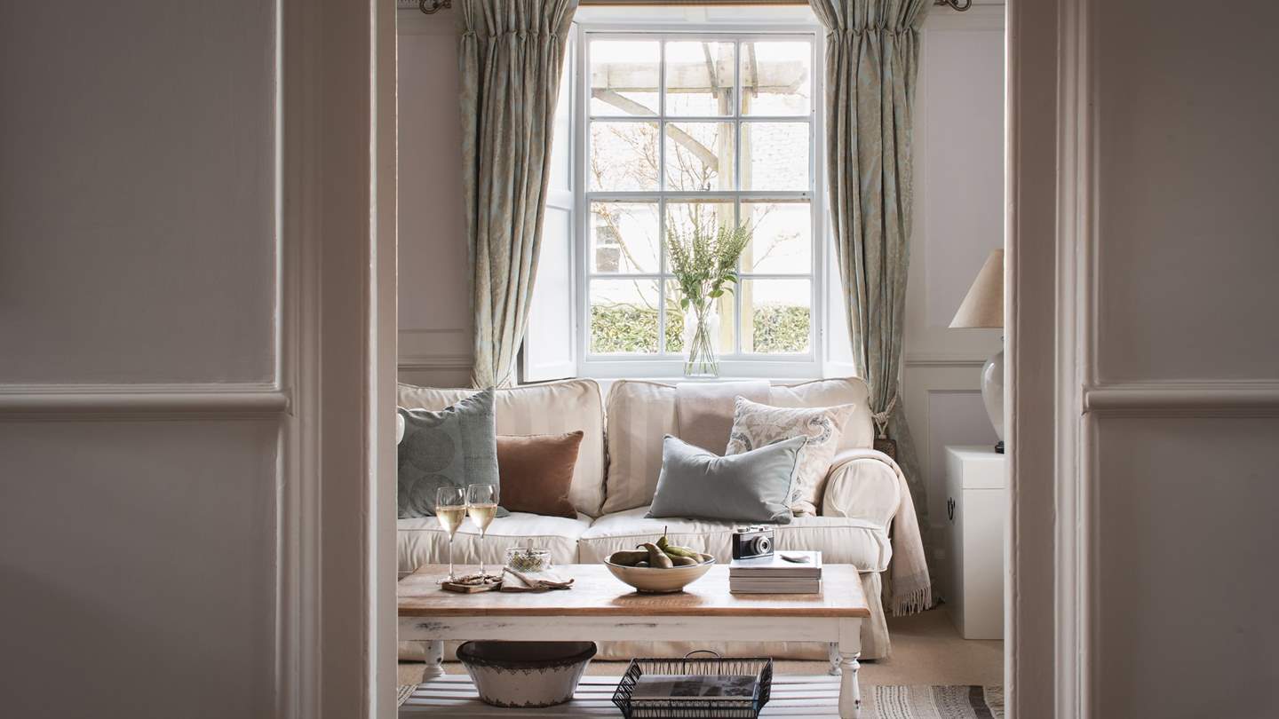 This calming sitting room is a dream 