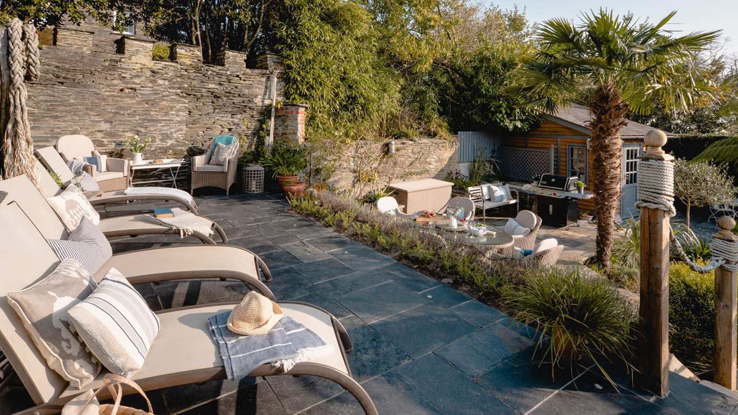 There's a Weber gas barbeque, perfect for meals alfresco 