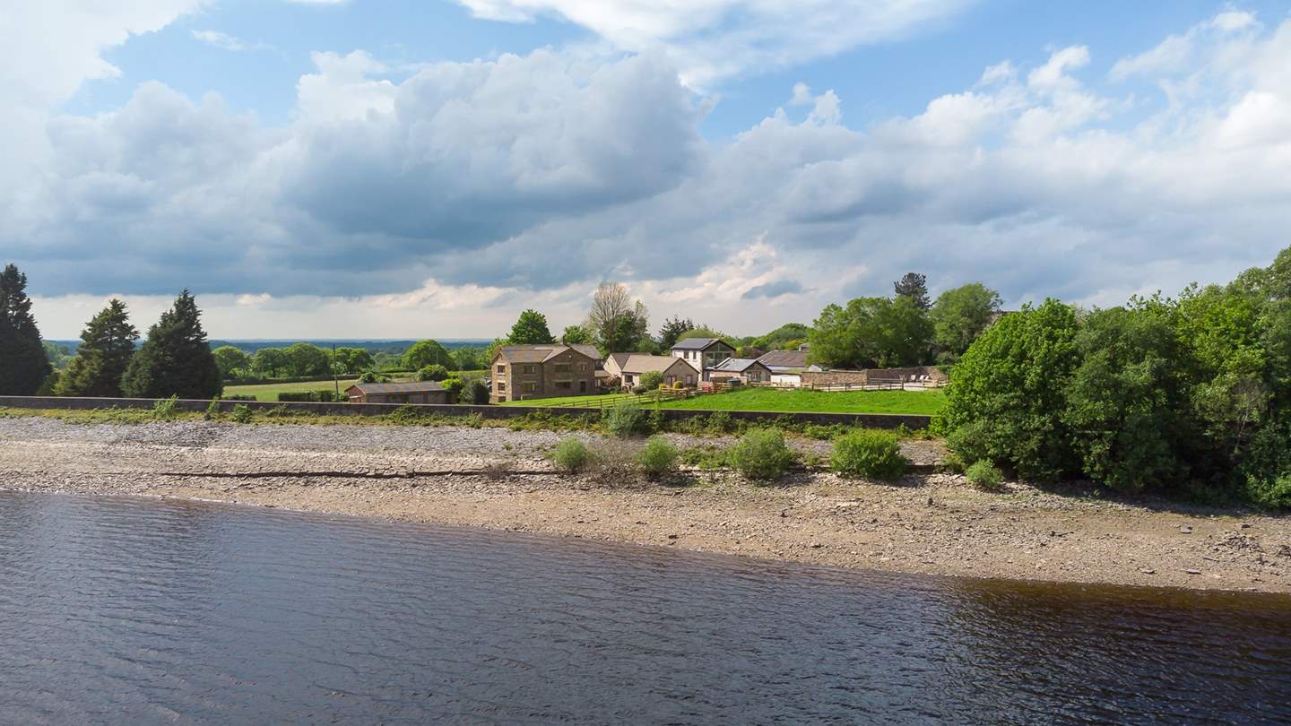 Set on the edge of Anglezarke reservoir, the property enjoys a tranquil setting