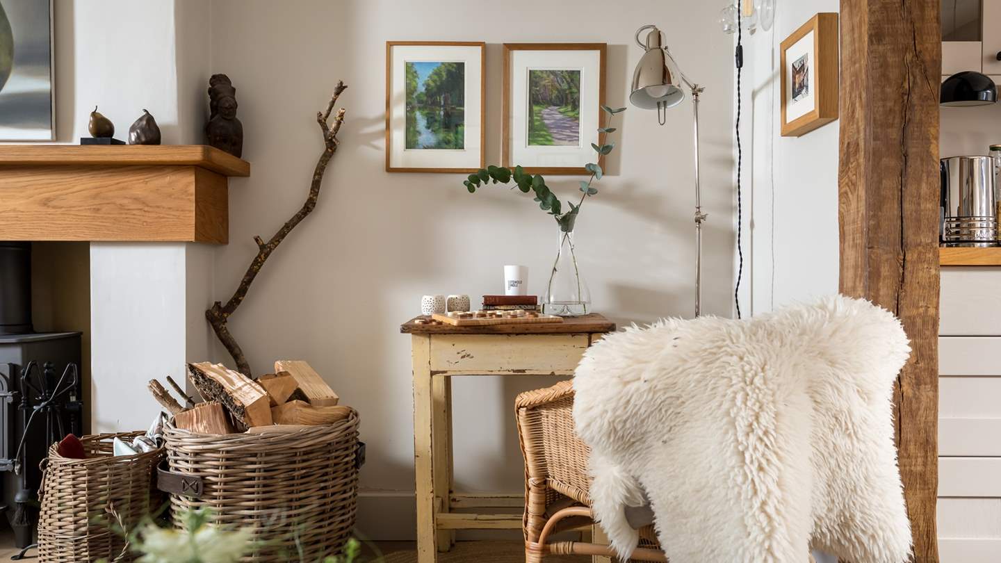 A fabulous little corner, ideal if you need to catch up on an email or two