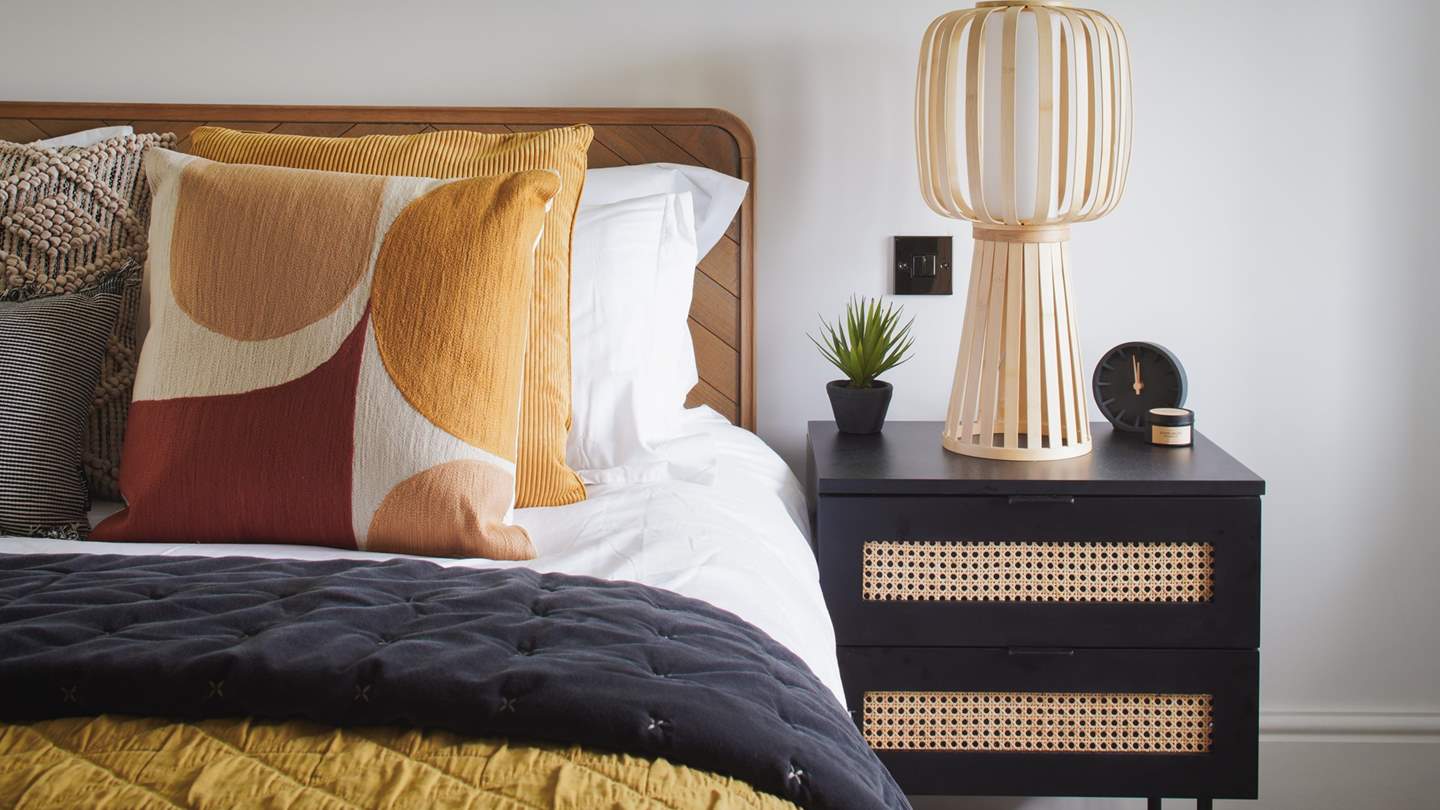 We just love the autumnal colours of this room