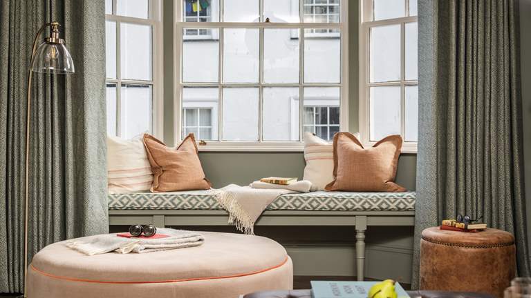 Arina - Sleeps 6 + cot - Totnes