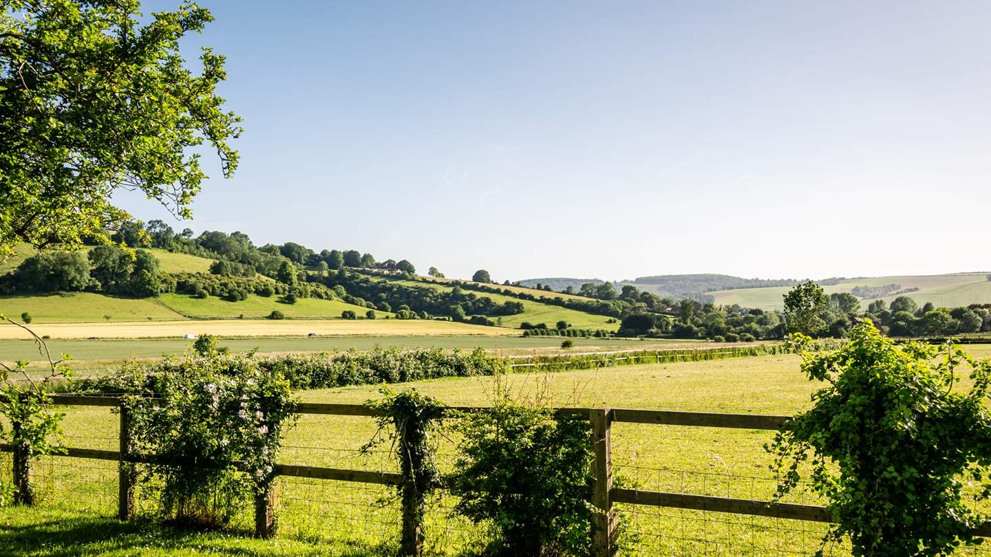 Surrounded by countryside and set in the pretty village of Amberley, Olea is less than two hours from London and perfectly positioned to explore this beautifully picturesque county