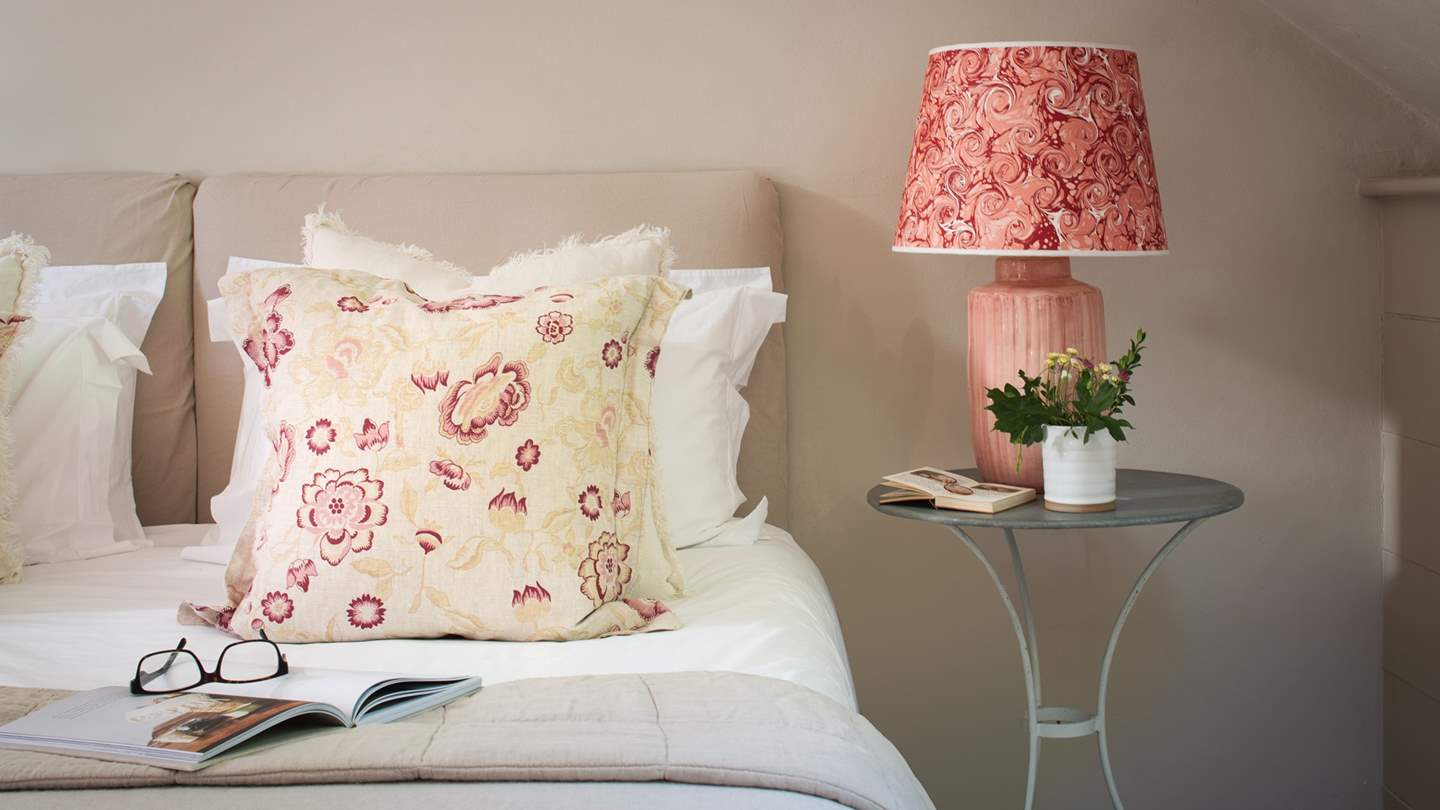 The floral theme throughout La Rosa is simply heavenly...