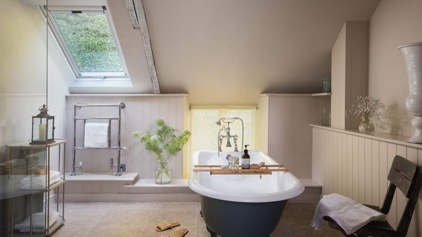 The gorgeous roll top bath is perfect for long, sumptuous soaks...