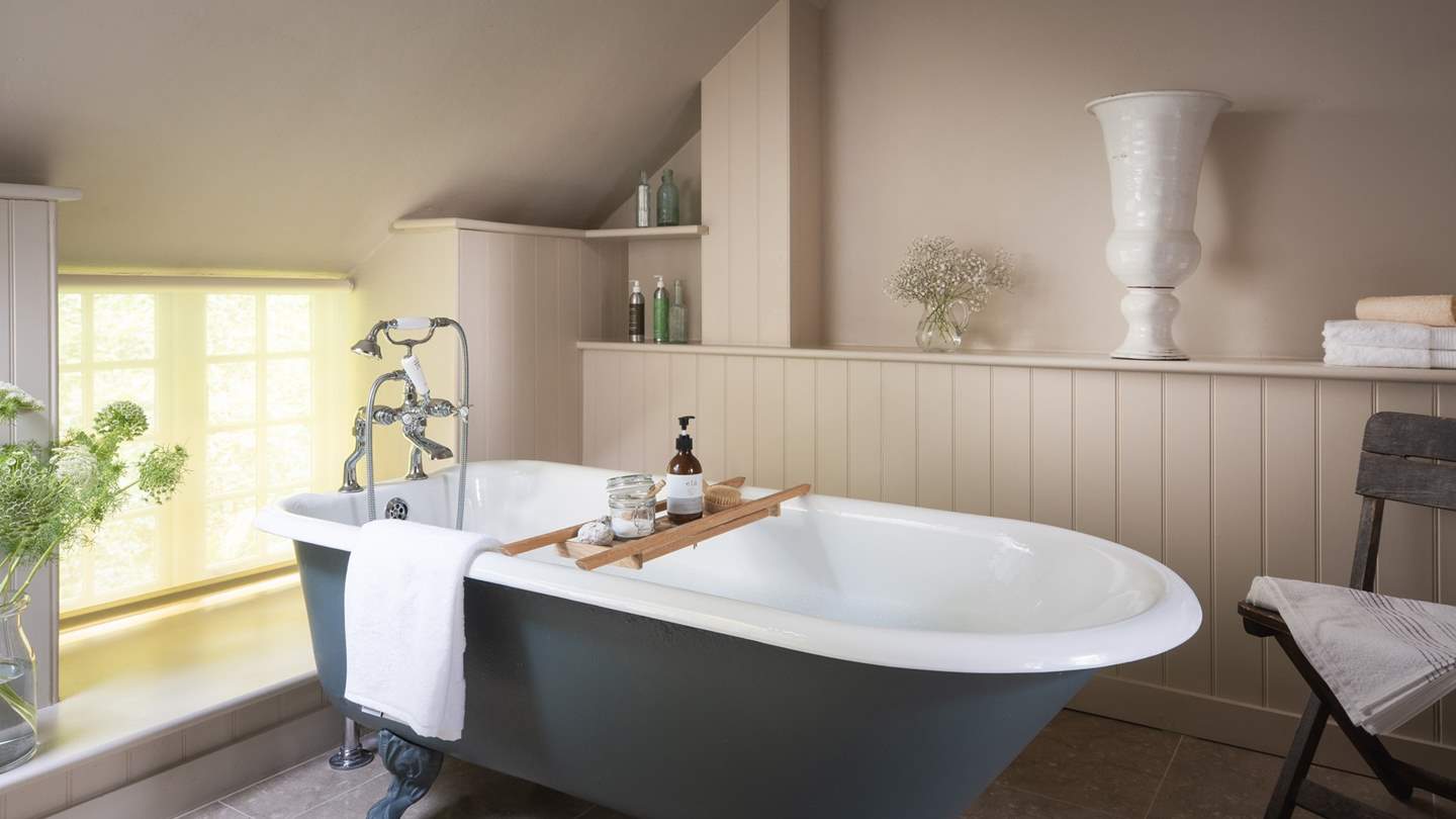 The stunning family bathroom 