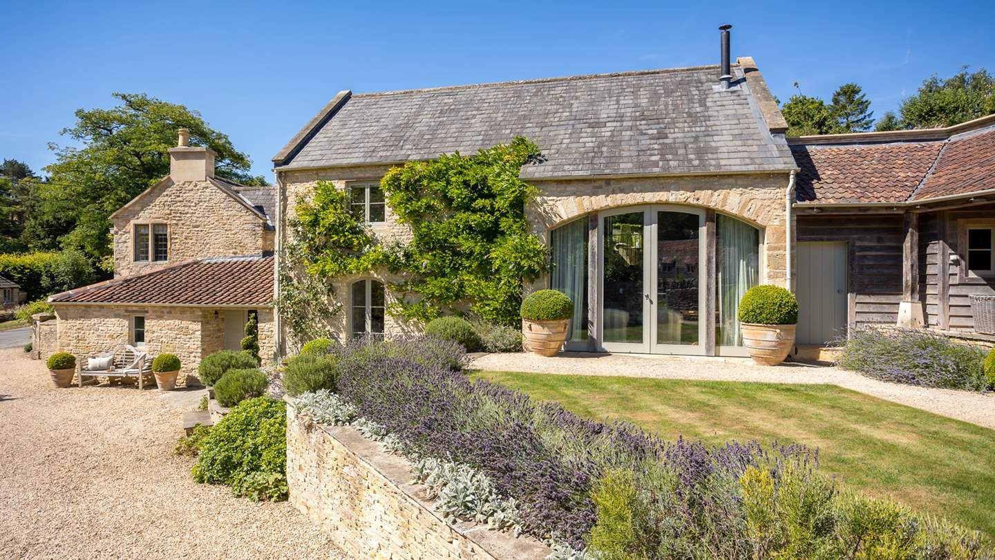 Lavender is perfectly positioned to explore Bath and the Cotswolds 