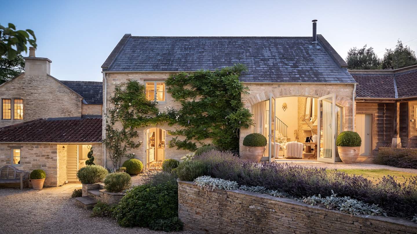 Welcome to Lavender, our luxurious retreat in the Wiltshire countryside for up to ten lucky guests 