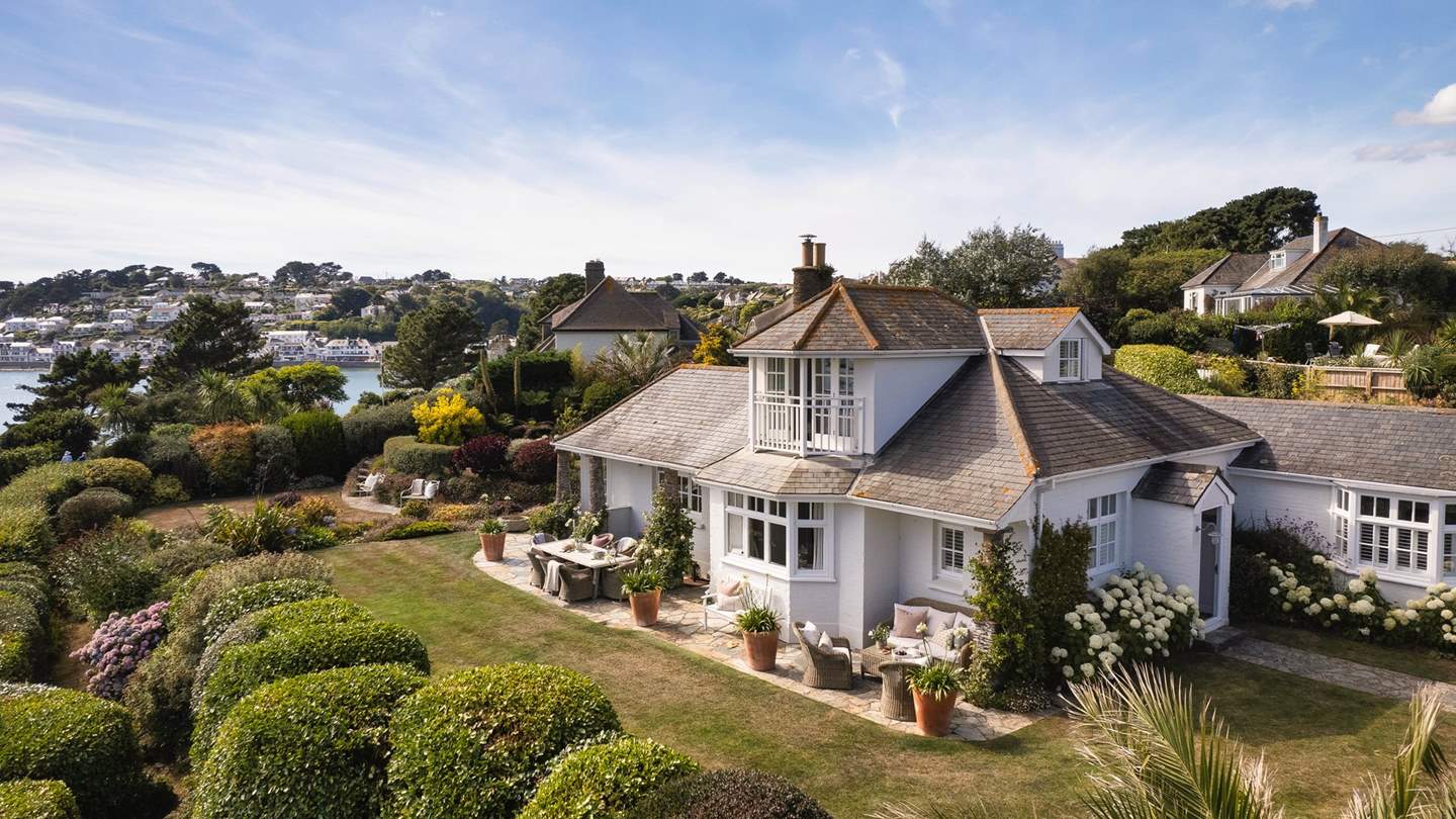 Only the dreamiest of life's moments reside at our heavenly coastal retreat... 