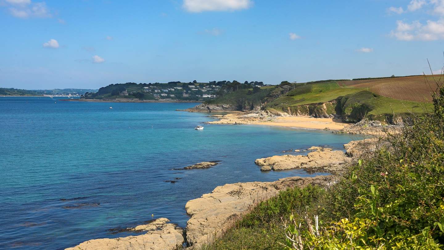 Enjoy boutique luxury at Polvarth Point - St Mawes.